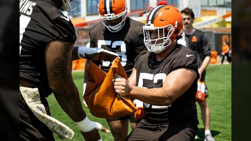 Why a rookie center could be the key to the revamped Browns O-line ...